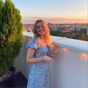 Meet your Posher, Moa